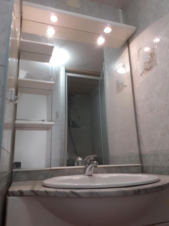 Appartement T1 Hyères المظهر الخارجي الصورة